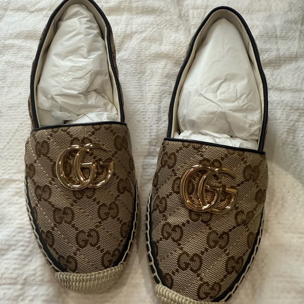 Gucci Tan Espadrille Loafers with Gold bukle